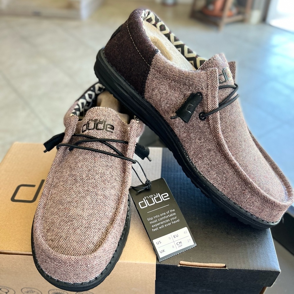 Mens Hey Dude shoes. NEW!!!